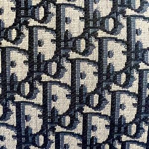 DIOR MEDIUM 30 MONTAIGNE POUCH